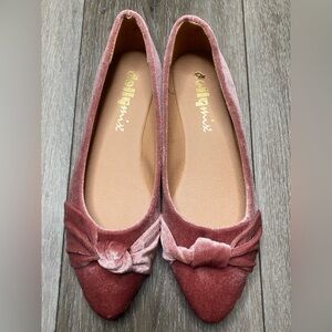 Dollymix Women’s Velvet Blush Pink Pointed Toe Flats